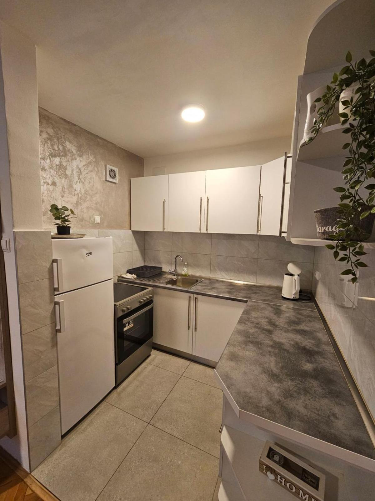 Bob Apartment